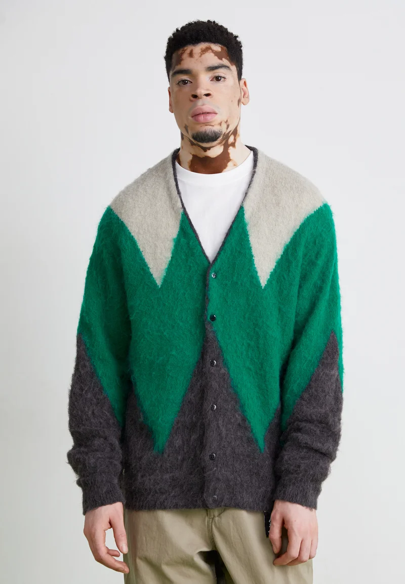 Biggest Discount Manastash ABERDEEN KURTIGAN - Cardigan green Streetwear Sale Streetwear Clothing Swimwear Cardigans