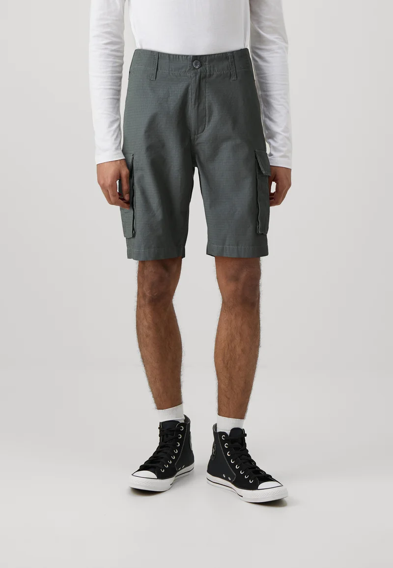 affordable price Santa Cruz GAUNTLET UNISEX - Shorts forest Streetwear Sale Streetwear Clothing Swimwear Casual Shorts