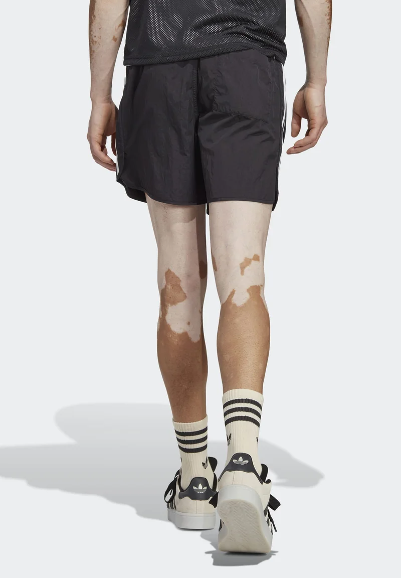 100% top quality adidas Originals SPRINTER - Tracksuit bottoms black Clothing Shorts Casual Shorts