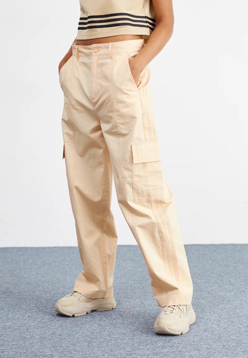 Online Shop adidas Originals PREMIUM ESSENTIALS RIPSTOP - Cargo trousers crystal sand Streetwear Sale Streetwear Clothing Socks Cargo Trousers