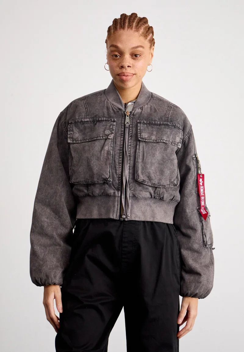 delicate colors Alpha Industries MULTIPOCKET FLIGHT JACKET - Bomber Jacket black Streetwear Sale Streetwear Clothing Socks Bomber Jackets