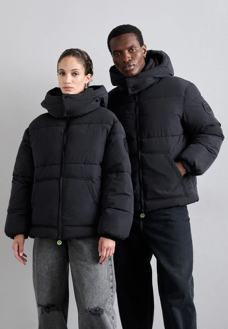 Biggest Discount Barrow PUFFER JACKET UNISEX - Winter jacket nero/black Clothing Jackets & Blazers Bomber Jackets