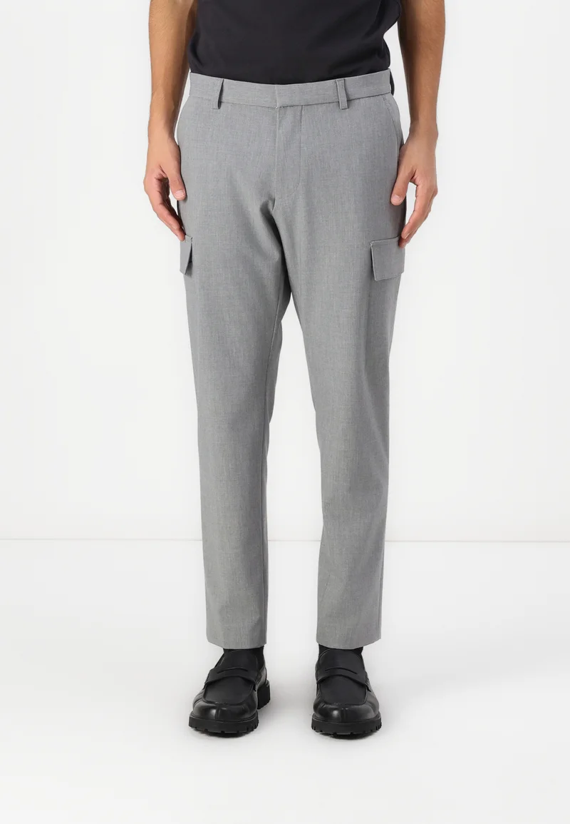 Quality Design BOSS PEPE - Cargo trousers medium grey Clothing Trousers Cargo trousers