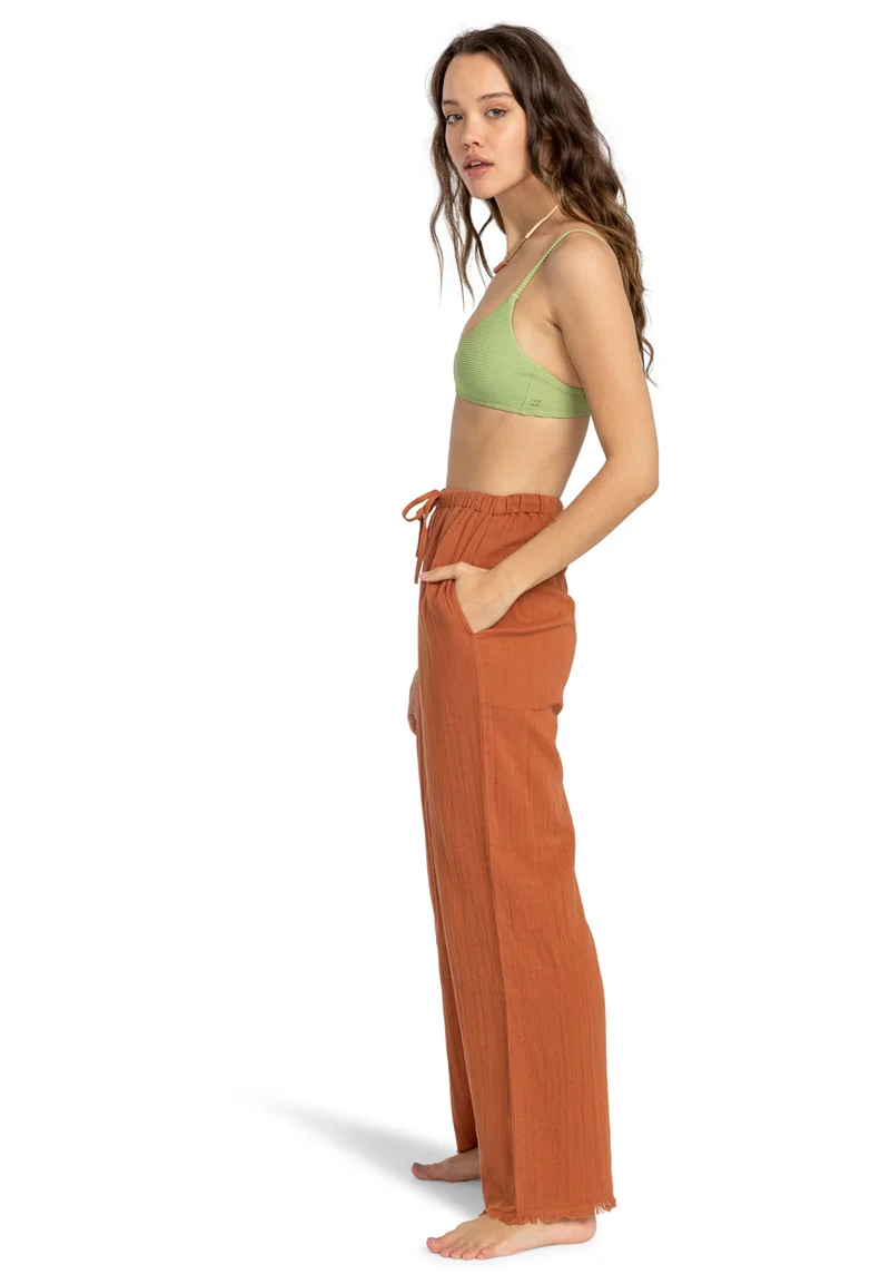 Sale UK Billabong THAT SMILE - Trousers golden brown Streetwear Sale Streetwear Clothing Socks Casual Trousers