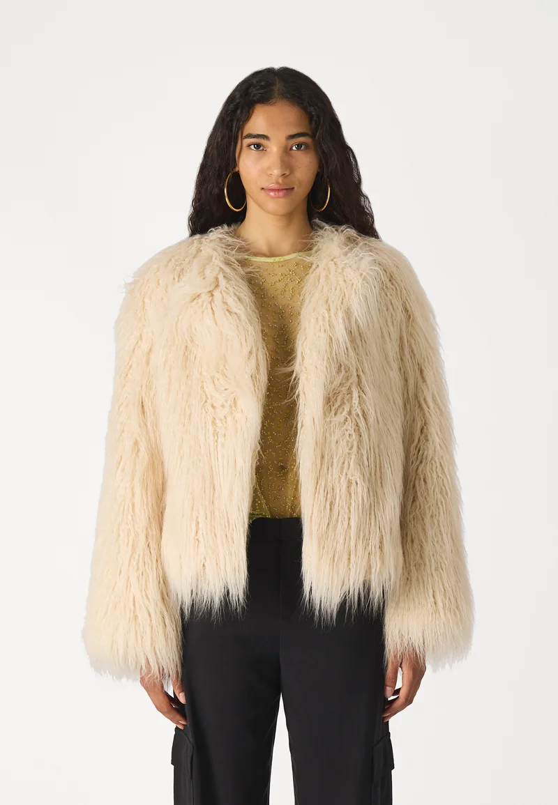 beautiful in colors Malina MANDA JACKET - Winter jacket vanilla Clothing Jackets & Blazers Bomber Jackets