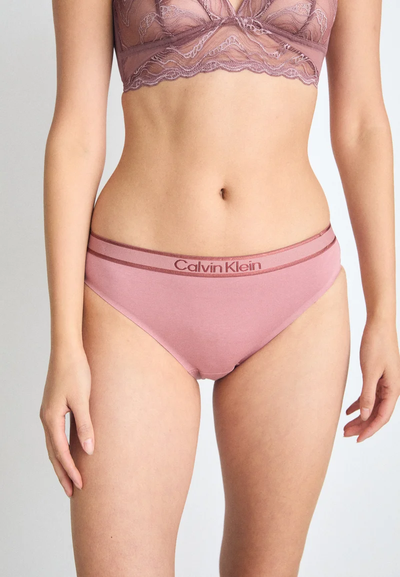 Outlet Calvin Klein Underwear TONAL LOGO BRIEF - Briefs red grape/apple butter Clothing Underwear Shapewear
