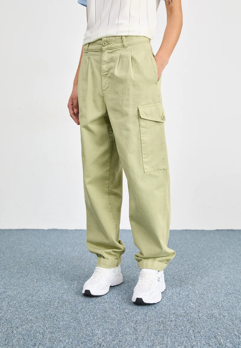 luxury lifestyle brand Carhartt WIP COLLINS PANT - Cargo trousers misty green Streetwear Sale Streetwear Clothing Socks Cargo Trousers