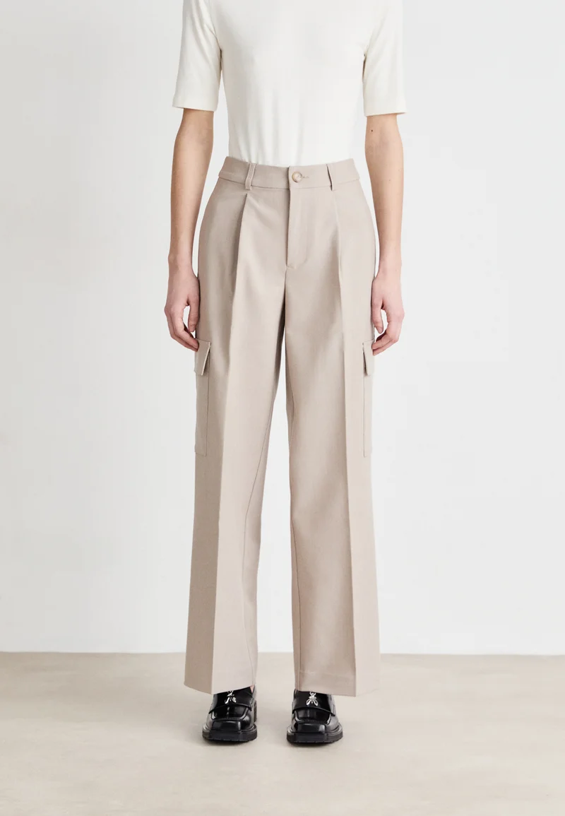 Exclusive Calvin Klein Jeans RELAXED LEG TAILORED PANT - Cargo trousers taupe grey heather Clothing Trousers Cargo Trousers