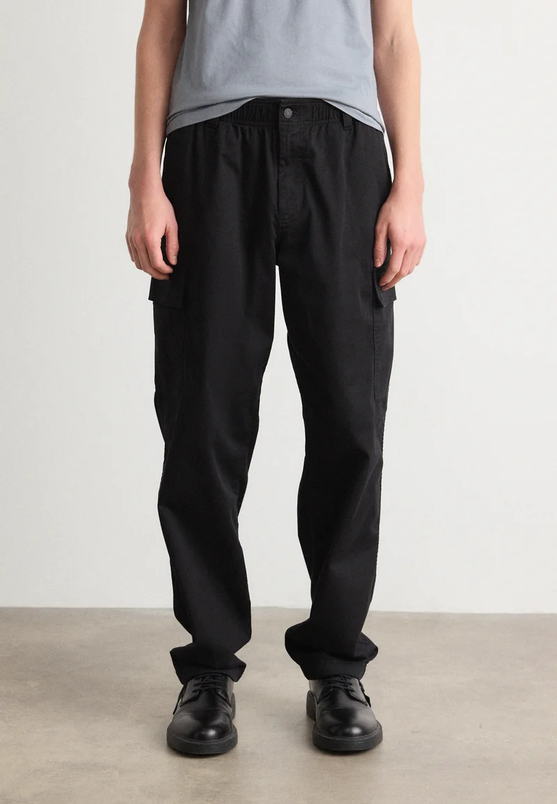 quality and quantity assured Calvin Klein Jeans REGULAR STRAIGHT - Cargo trousers black Clothing Trousers Cargo trousers