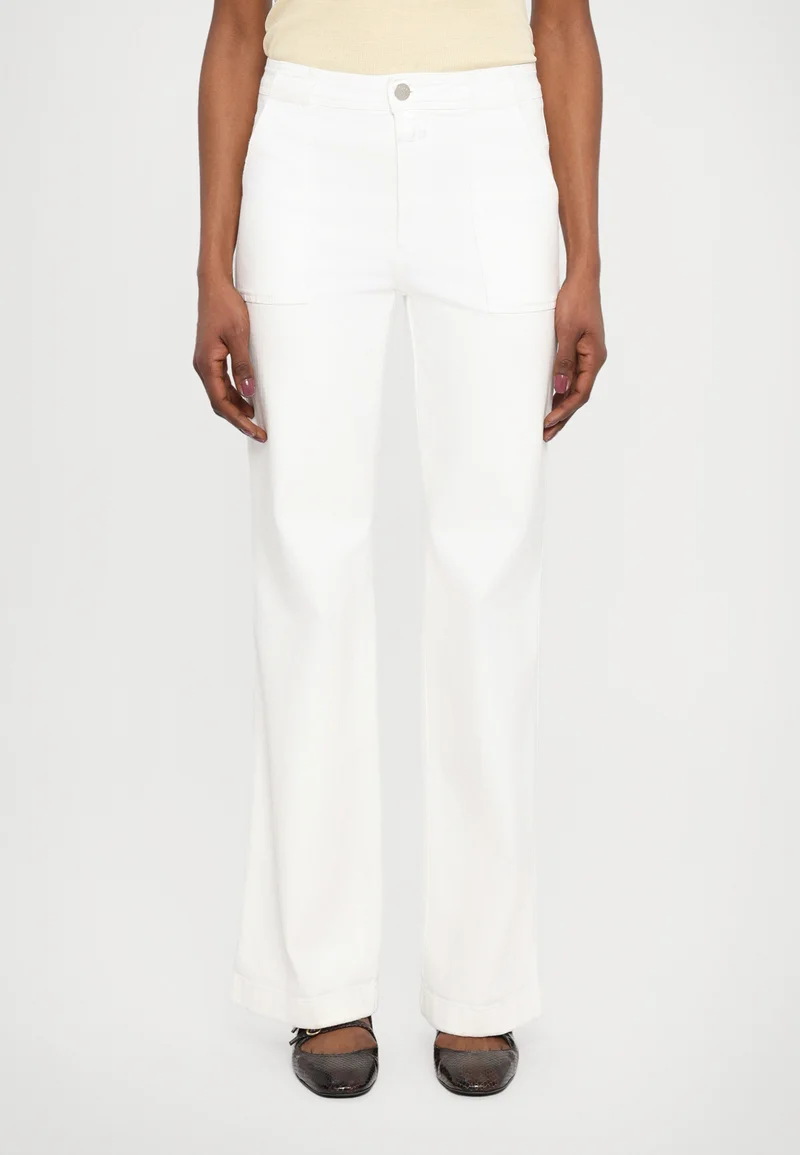 Free and Fast Shipping CLOSED ARIA - Flared Jeans white Clothing Bootcut & Flared