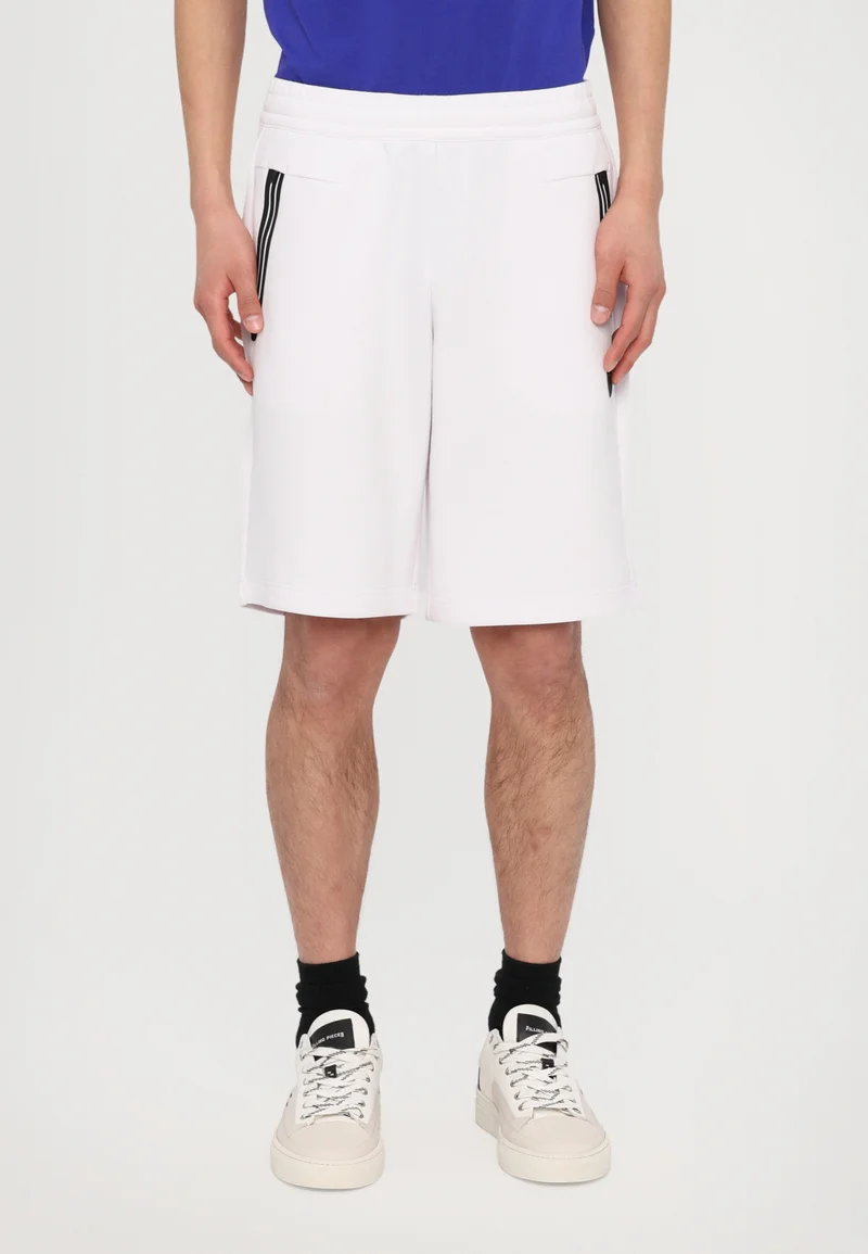 delicate colors EA7 Emporio Armani BERMUDA - Tracksuit bottoms white Clothing Shorts Casual Shorts