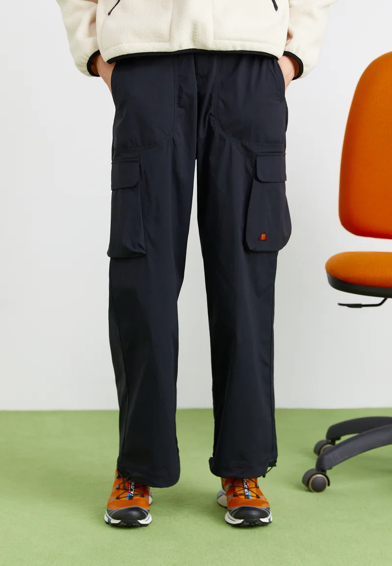 popular stores Ellesse SANZAN - Cargo trousers black Streetwear Sale Streetwear Clothing Socks Cargo Trousers