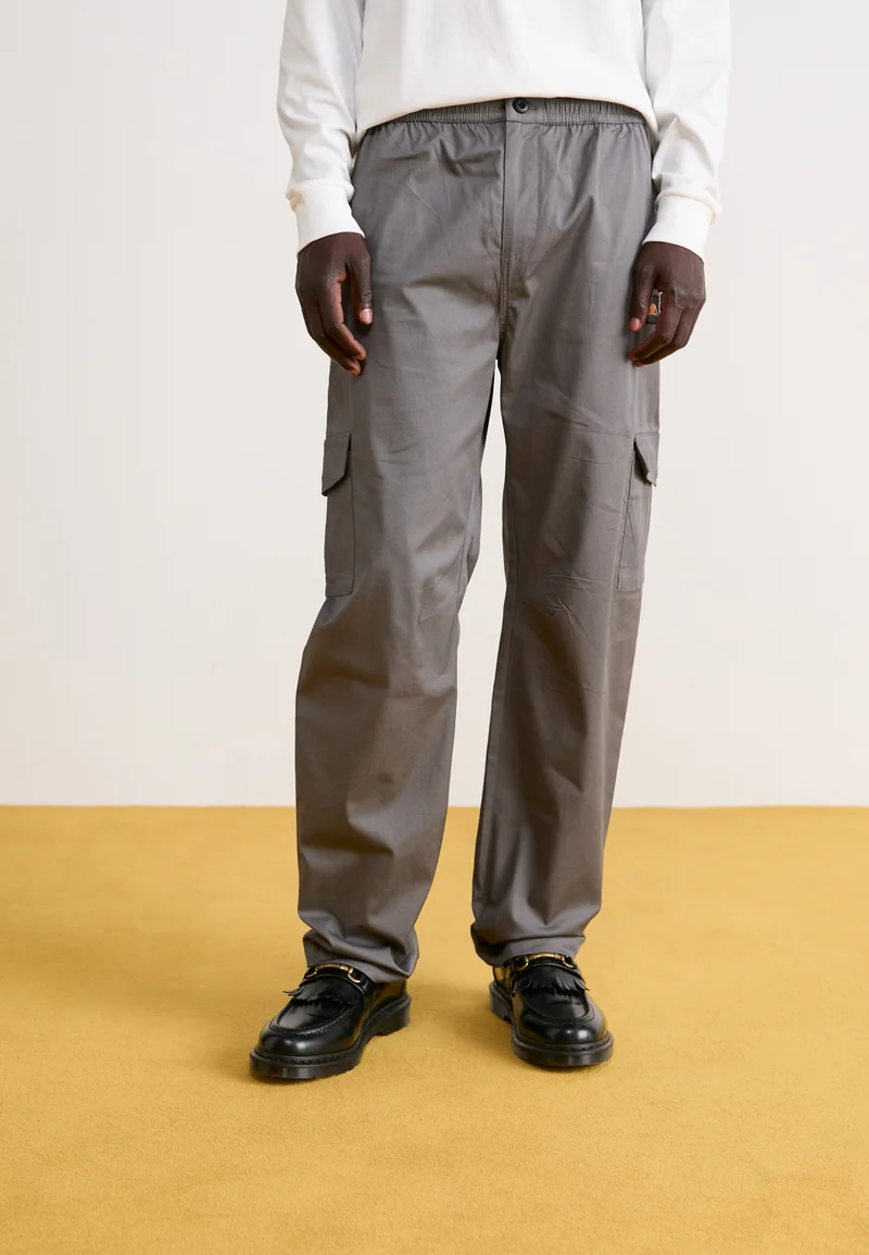 finest selection Ellesse RINGA - Cargo trousers grey Streetwear Sale Streetwear Clothing Swimwear Cargo Trousers