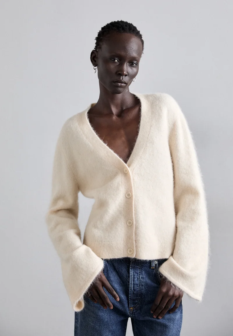 popular Filippa K FLUFFY CARDIGAN - Cardigan beige Clothing Knitwear & Cardigans Cardigans