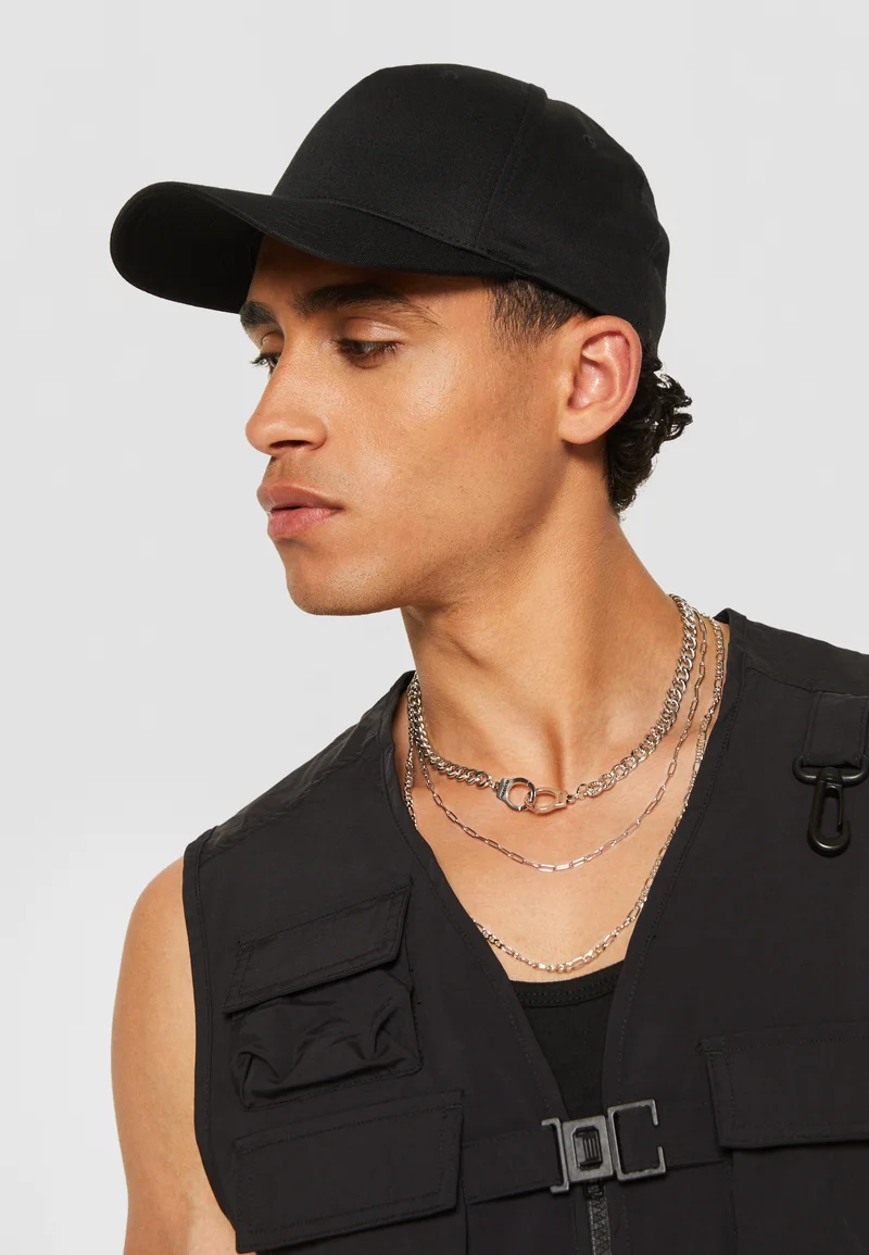 world-wide renown Flexfit PANEL - Cap black Accessories Beanies, hats & caps Caps