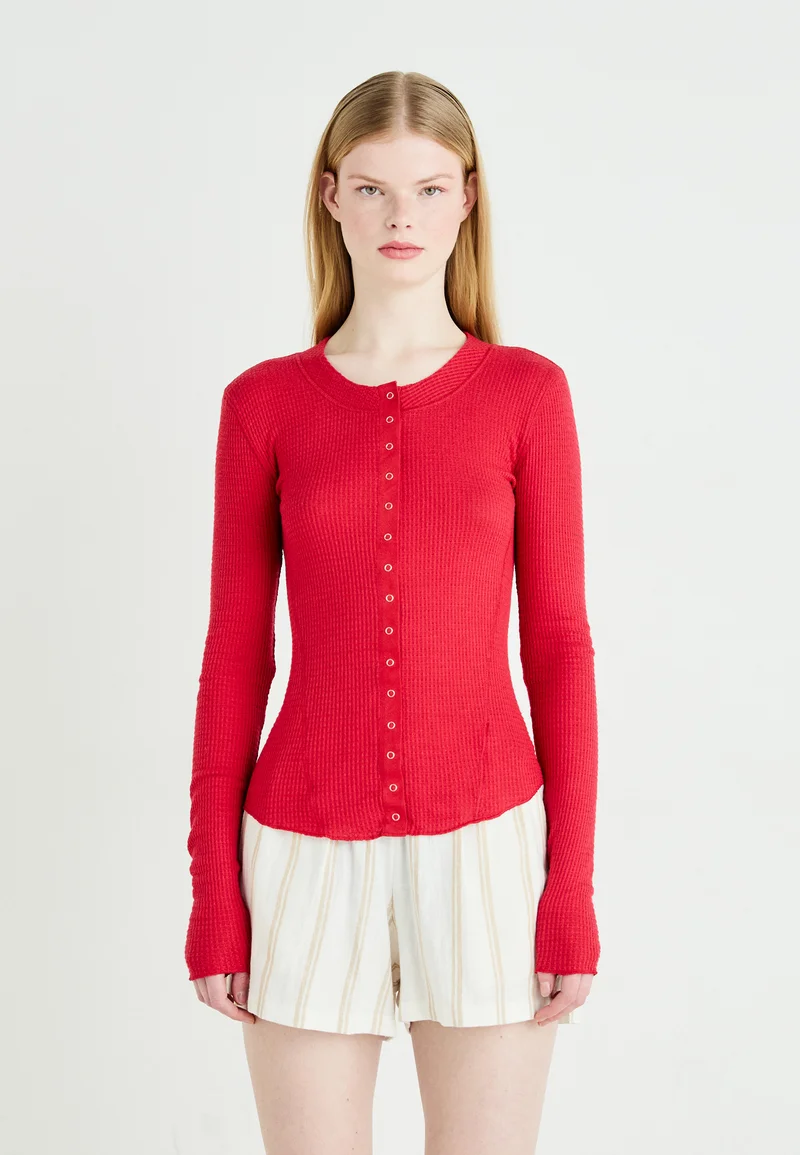 luxurious Collection Free People GOING PLACES CARDI - Cardigan cherry crush Clothing Knitwear & Cardigans Cardigans