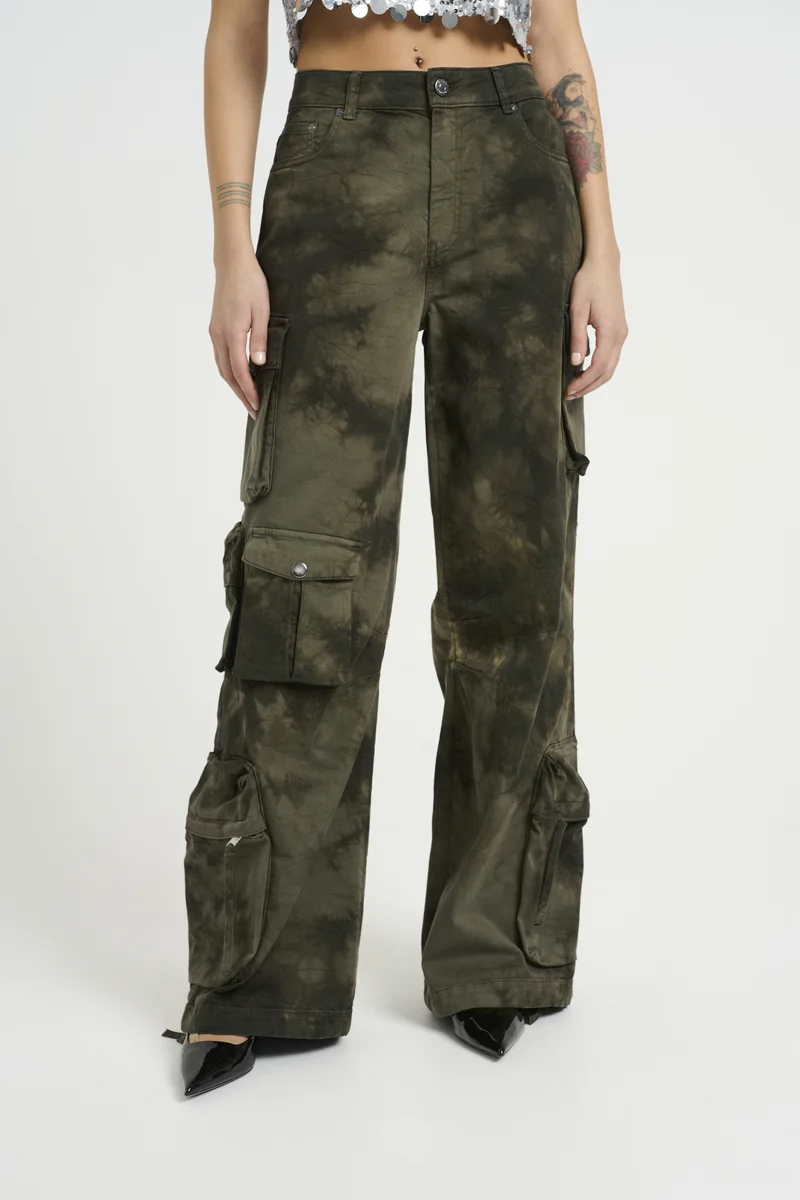 Exclusive Deals Gestuz CAMOLY PANTS - Cargo trousers green tie dye Clothing Trousers Cargo Trousers