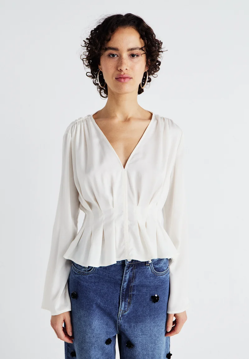 Wholesale Online USA Gina Tricot V NECK BLOUSE - Long sleeved top cream Clothing Shirts & Blouses Blouses