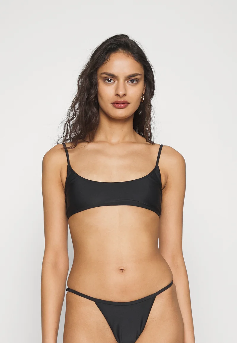 Discount Good American DEEP SCOOP SWIM - Bikini top black Clothing Swimwear Beach accessories Bikini tops