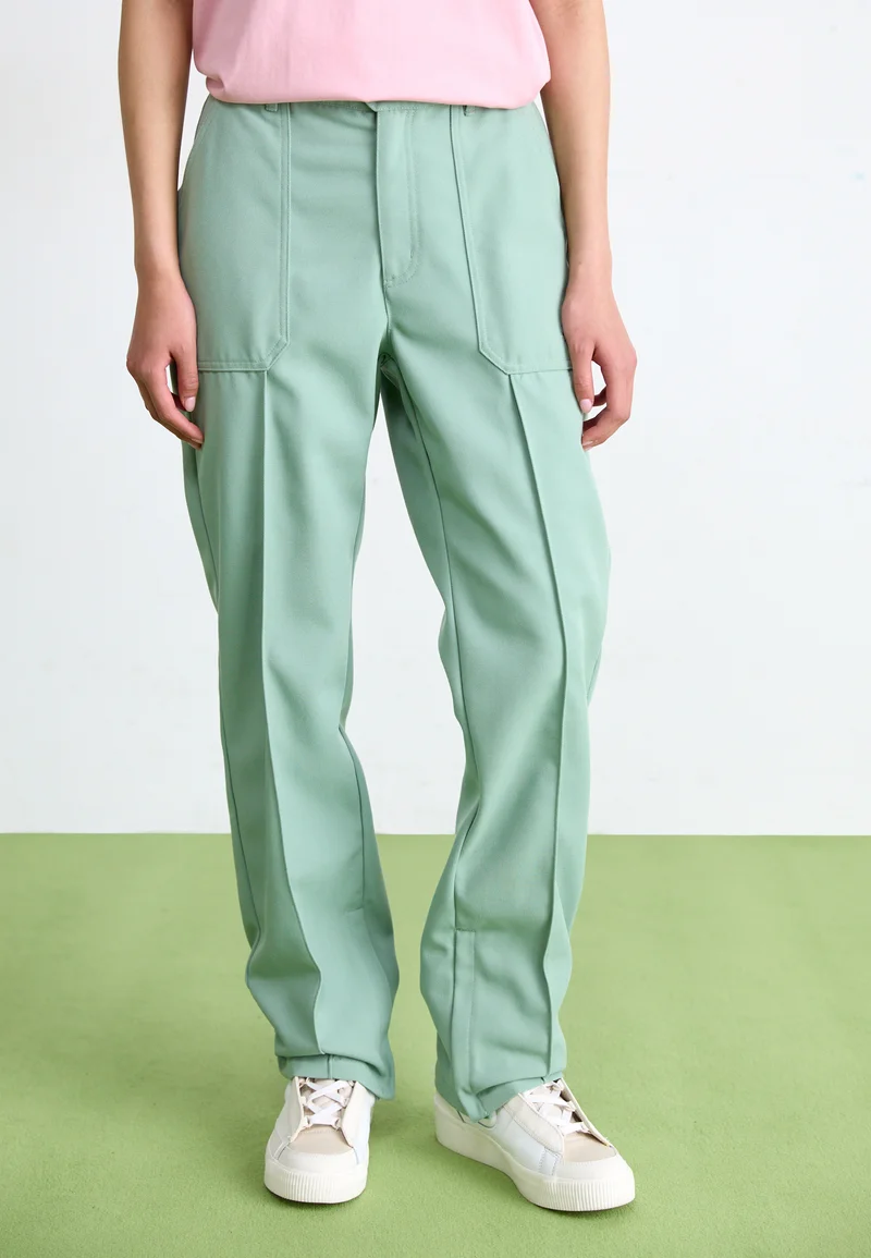 stable quality Jordan Trousers - jade smoke Streetwear Sale Streetwear Clothing Socks Casual Trousers