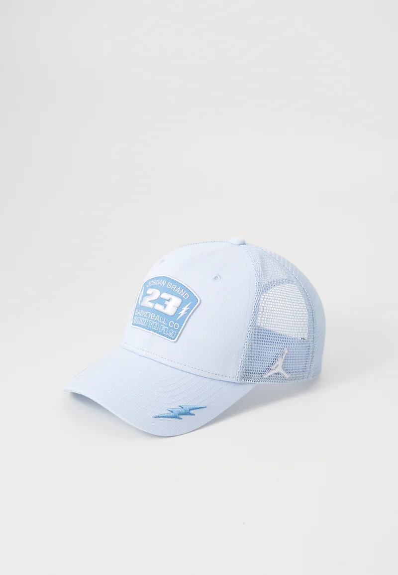 Online Jordan RISE TRUCKER - Cap hydrogen blue/white Accessories Beanies, hats & caps Caps