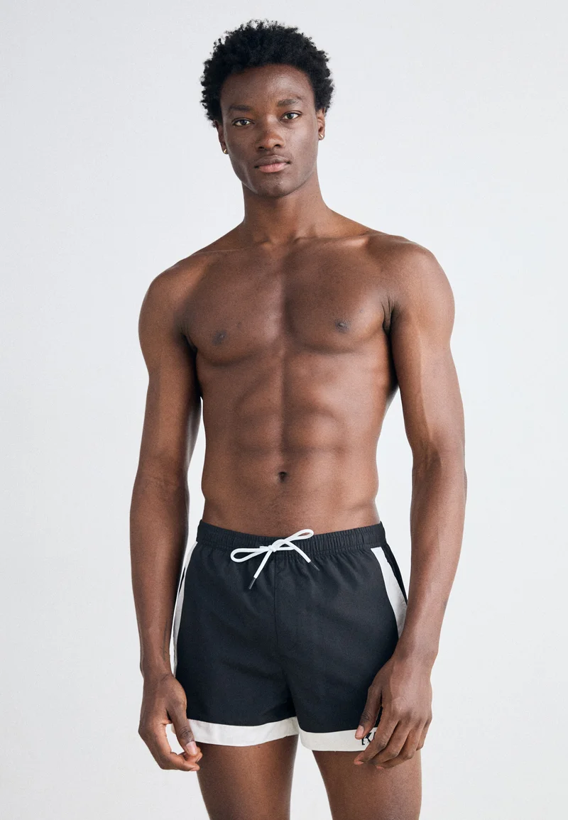 recognized brands KARL LAGERFELD LOGO OUTLINE  BOARDSHORTS - Swimming shorts black Clothing Swimwear Swim trunks Briefs