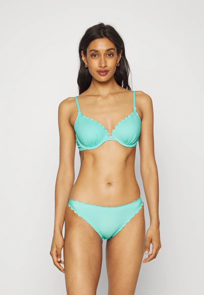 Colorful And Fashion-Forward LASCANA PADDWIRE TOP - Bikini top turquoise Clothing Swimwear Beach accessories Bikini tops