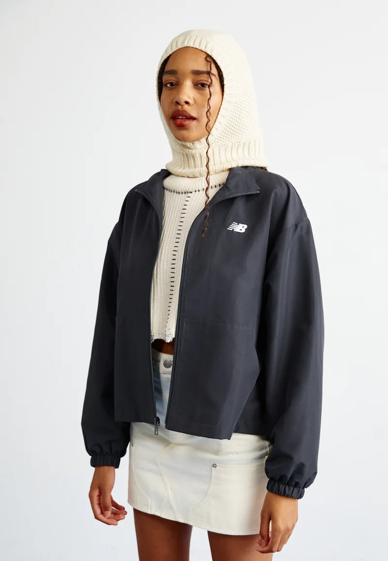 Official UK Stockists New Balance SPORT ESSENTIALS JACKET - Summer jacket black Streetwear Clothing Jackets, Gilets & Blazers Bomber Jackets