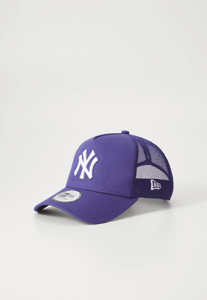 No Sale Tax New Era LEAGUE ESSENTIAL TRUCKER UNISEX - Cap purple/white Accessories Beanies, hats & caps Caps