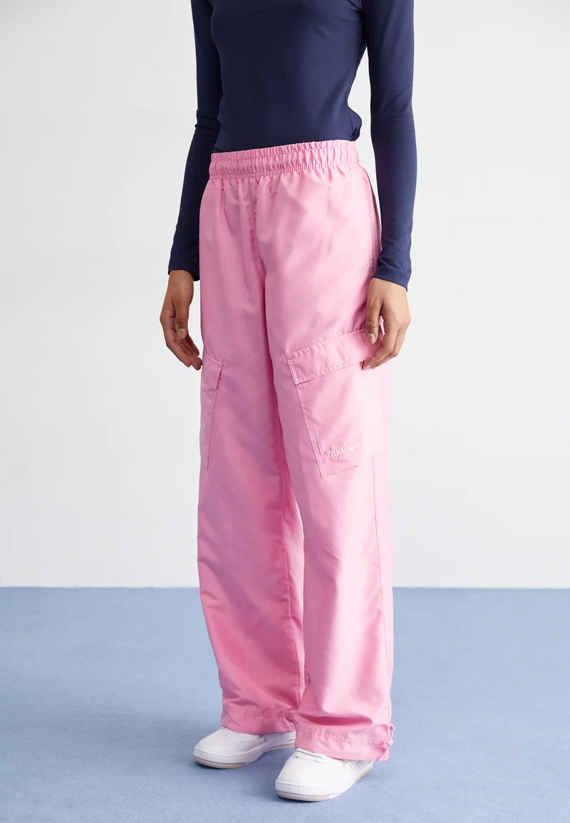 luxury fashion brands Nike Sportswear TREND - Cargo trousers pink rise Streetwear Sale Streetwear Clothing Socks Cargo Trousers