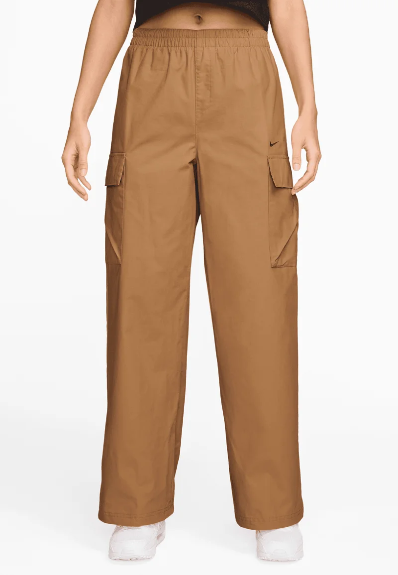 Excellent quality Nike Sportswear Cargo trousers - flax Streetwear Sale Streetwear Clothing Socks Cargo Trousers