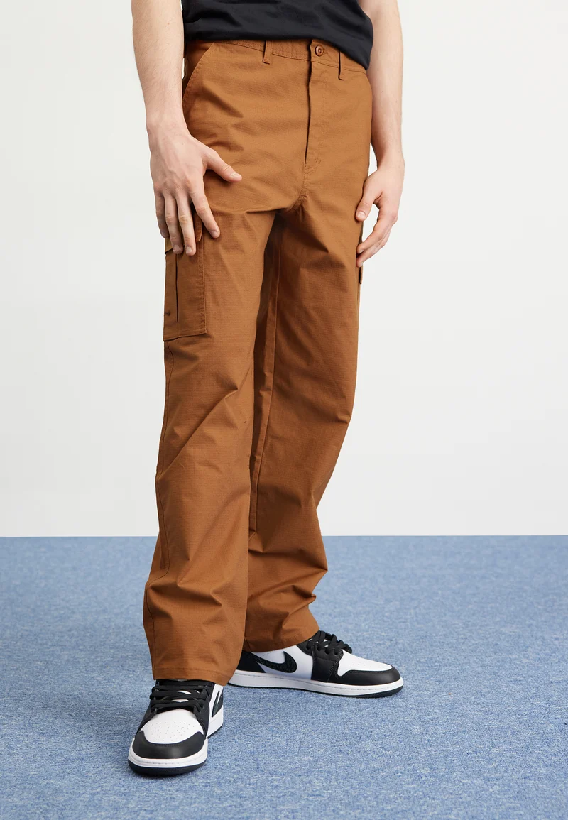 luxuriant in design Nike Sportswear CLUB - Cargo trousers lt british tan/lt tan Streetwear Sale Streetwear Clothing Swimwear Cargo Trousers