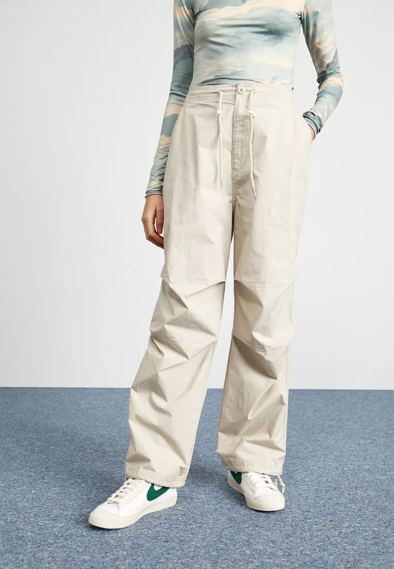 Shop Best Sellers Obey Clothing MINA PARACHUTE PANT - Trousers silver grey Streetwear Sale Streetwear Clothing Socks Casual Trousers