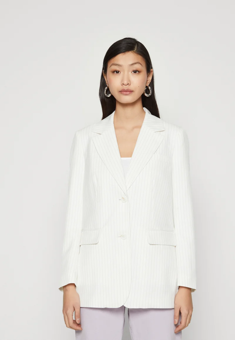 Store ONLY ONLREINA PINSTRIPE - Blazer cloud dancer/black Clothing Jackets & Blazers Blazers