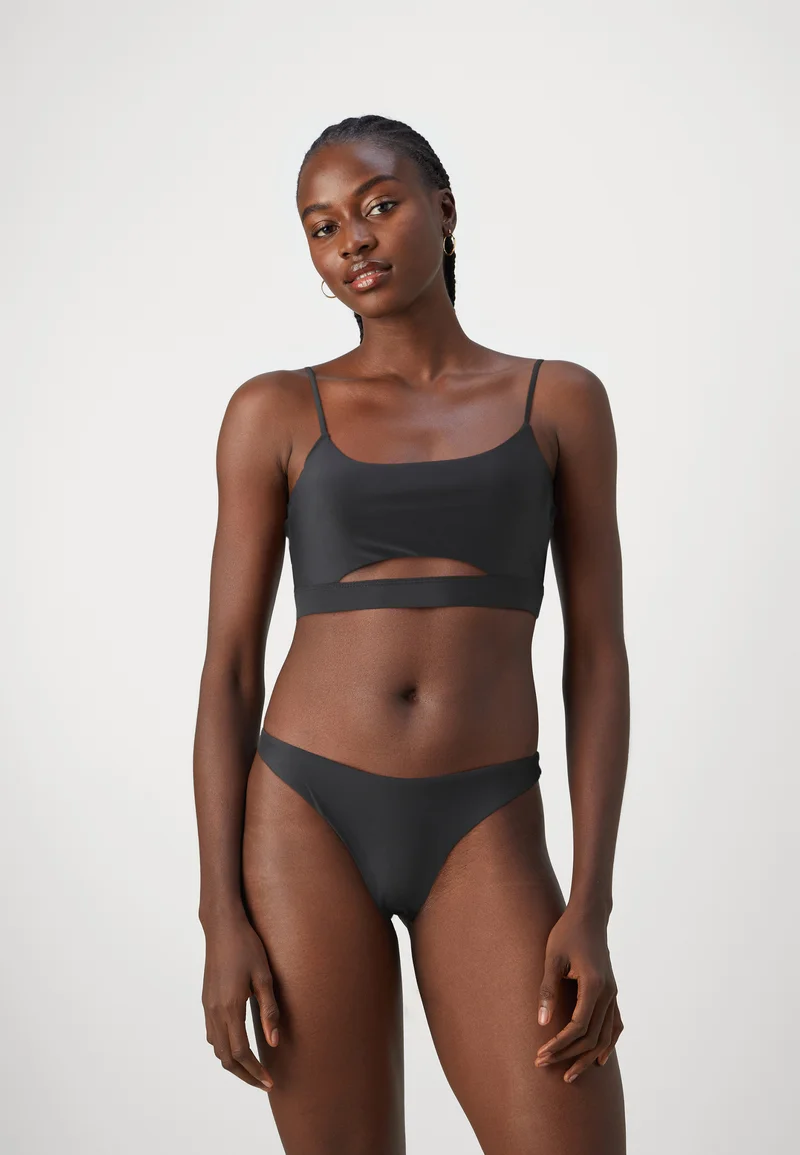 Factory Outlet Price ONLY ONLAMALFI PEEK A BOO SET - Bikini black Clothing Swimwear Beach accessories Bikini sets