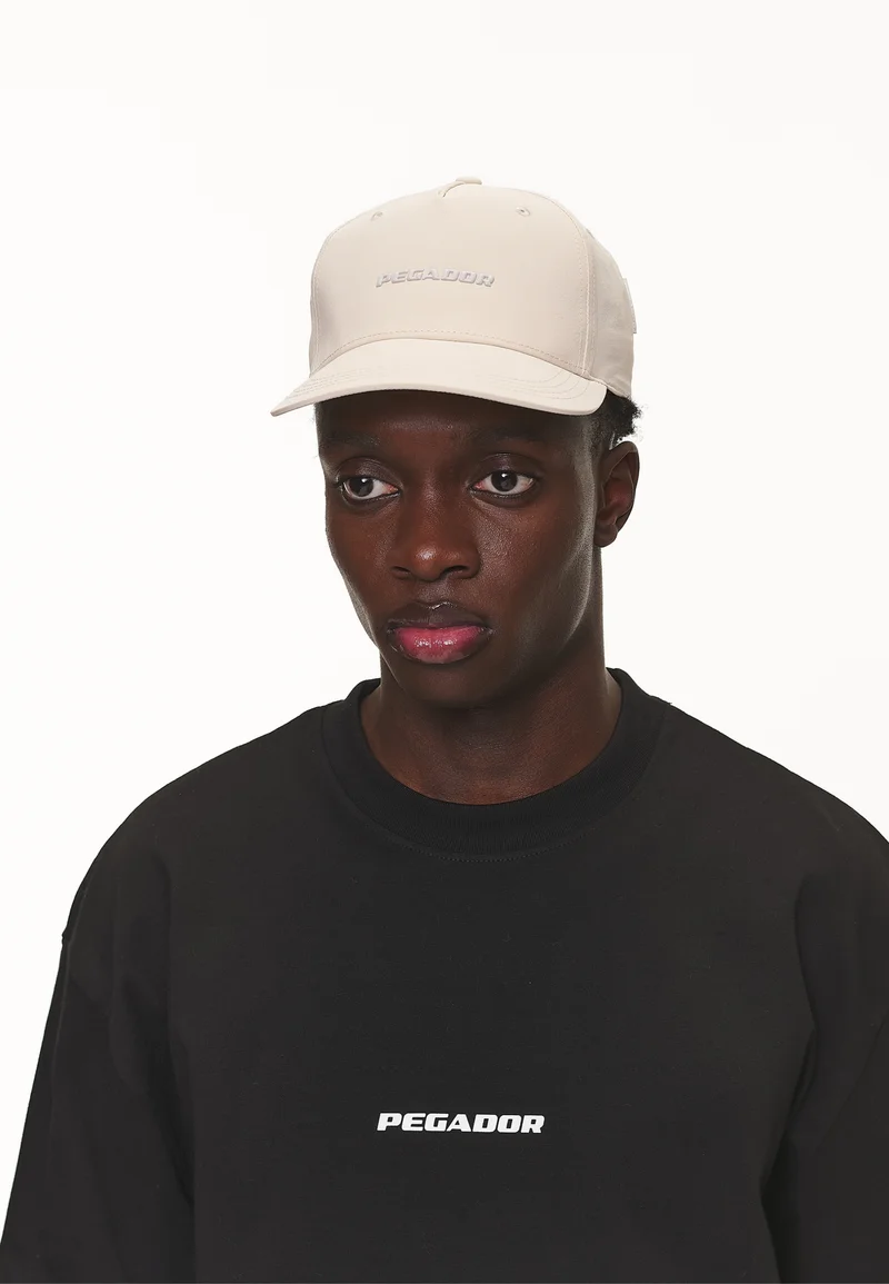 vast selection Pegador LOGO CRUSHED UNISEX - Cap desert sand Streetwear Sale Accessories Gadgets & miscellaneous Caps