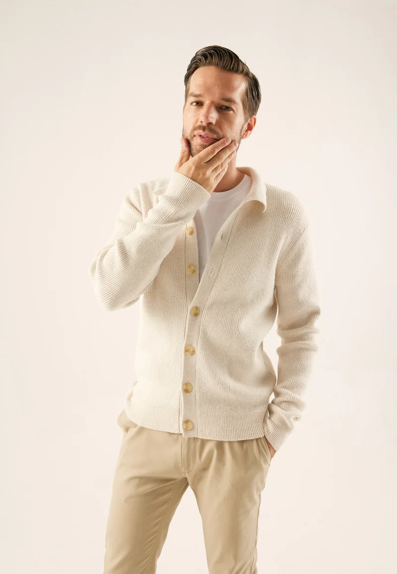 beautiful in colors Pier One Cardigan - off-white Clothing Knitwear Cardigans