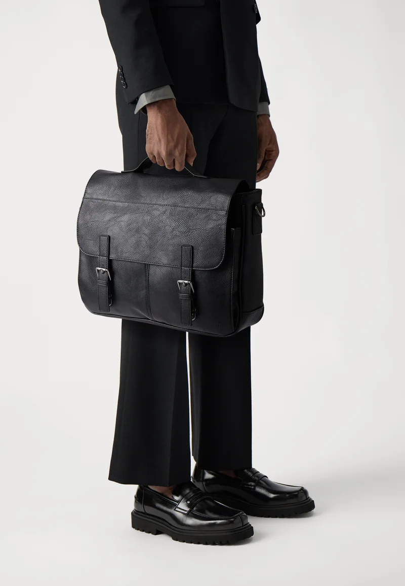 delicate colors Pier One UNISEX - Laptop bag black Accessories Bags & cases Business & laptop bags