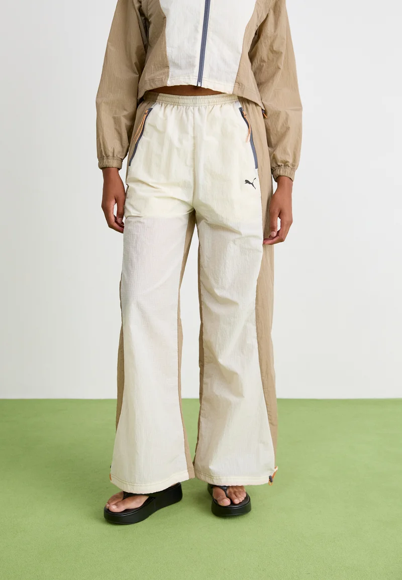 Discount Sale Puma DARE TO PARACHUTE PANTS - Trousers alpine snow/oak branch Streetwear Sale Streetwear Clothing Socks Casual Trousers