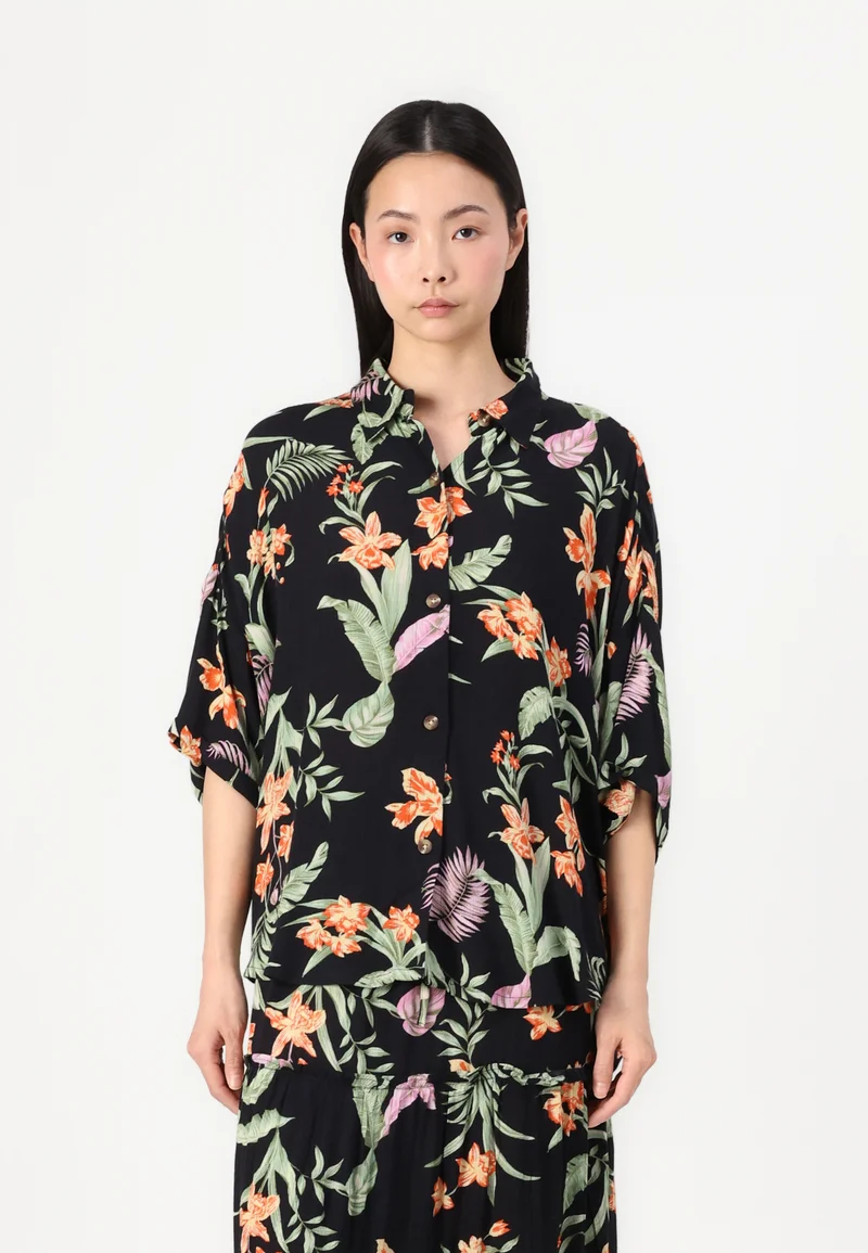 Available to buy online Roxy BEACH NOSTALGIA CRINKLE - Button-down blouse black Streetwear Clothing Shirts & Blouses Blouses