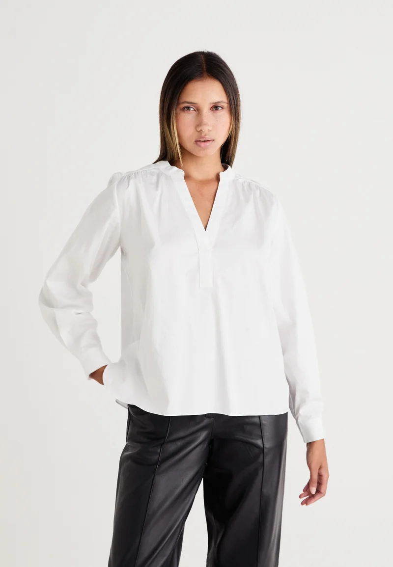Unbeatable Offers Selected Femme SLFMIRA VNECK - Blouse bright white Clothing Shirts & Blouses Blouses