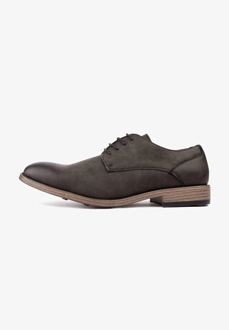 luxury lifestyle brand SOLETRADER Lace-ups - black Shoes Sale Lace-up shoes Boat shoes