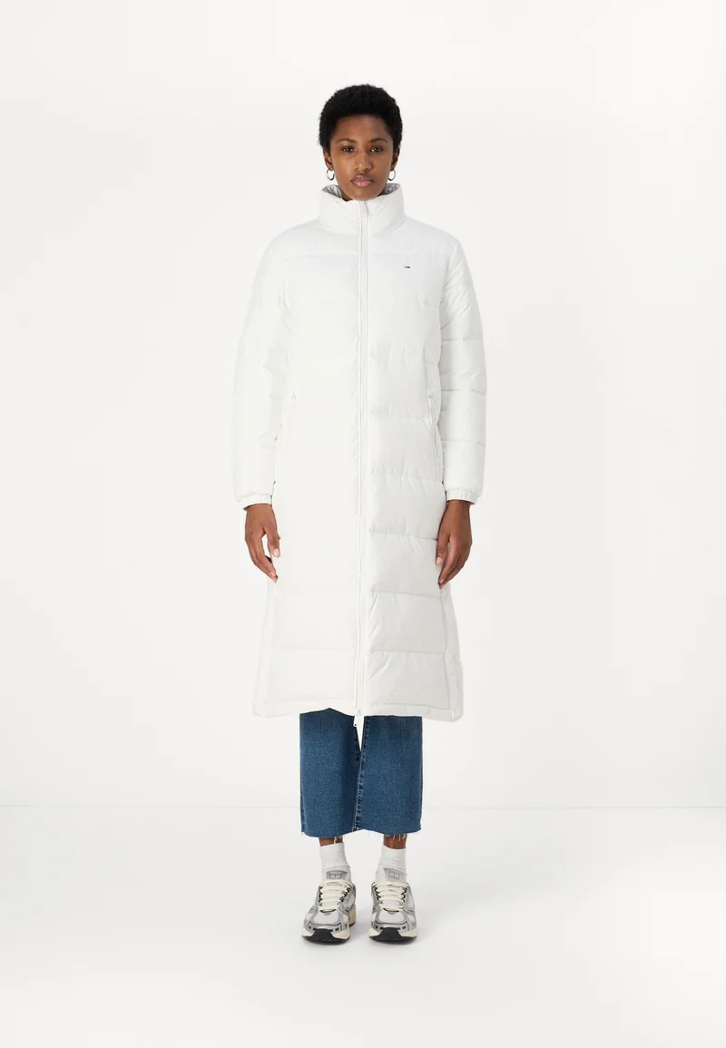 Online Retailer Tommy Jeans MAXI ESSENTIAL PUFFER - Winter jacket white Clothing Jackets & Blazers Bomber Jackets