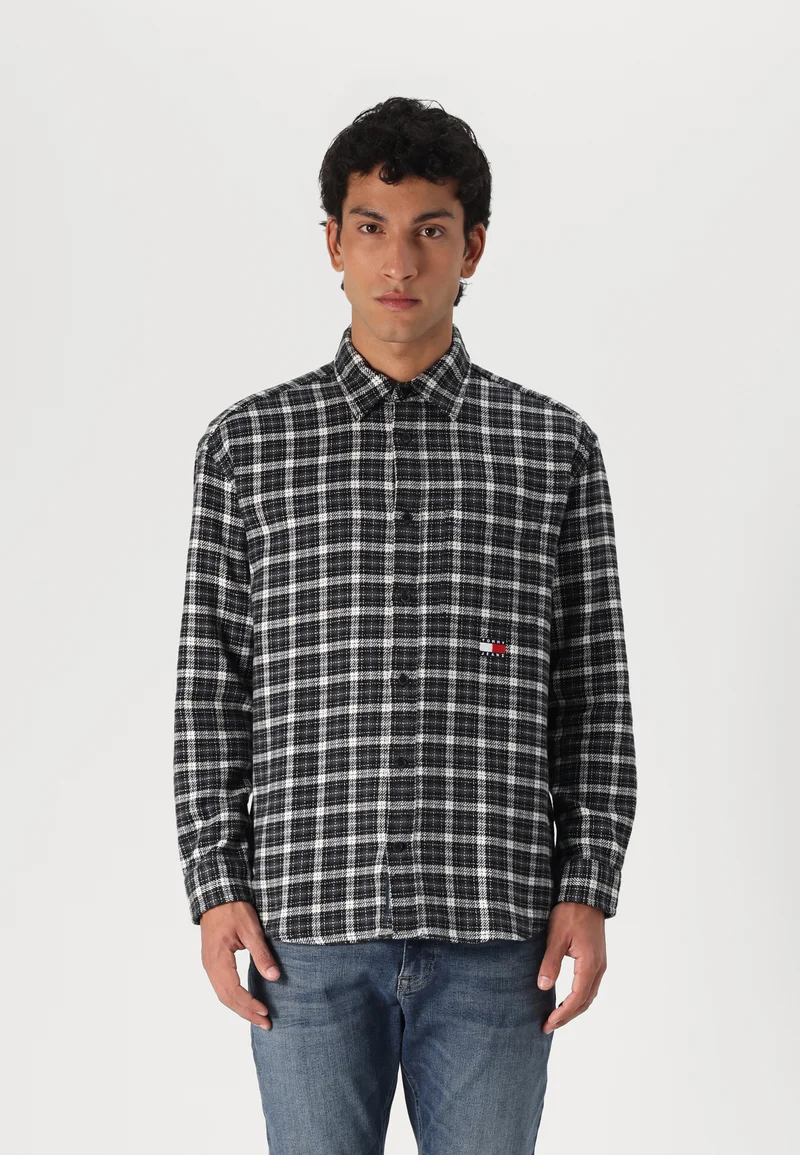Free and Fast Shipping Tommy Jeans BADGE SHIRT - Shirt black Clothing Shirts Casual Shirts