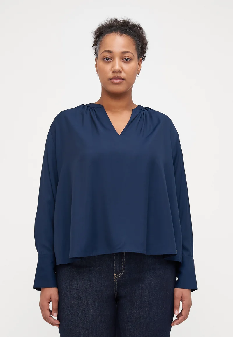 official shop Tommy Hilfiger Curve V NECK BLOUSE - Blouse dark night navy Clothing Shirts & Blouses Blouses