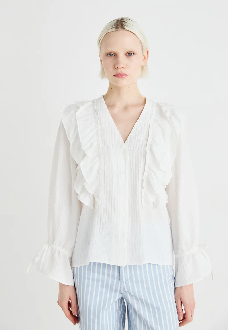 factory wholesale prices Vero Moda VMKAUSA FRILL - Blouse snow white Clothing Shirts & Blouses Blouses