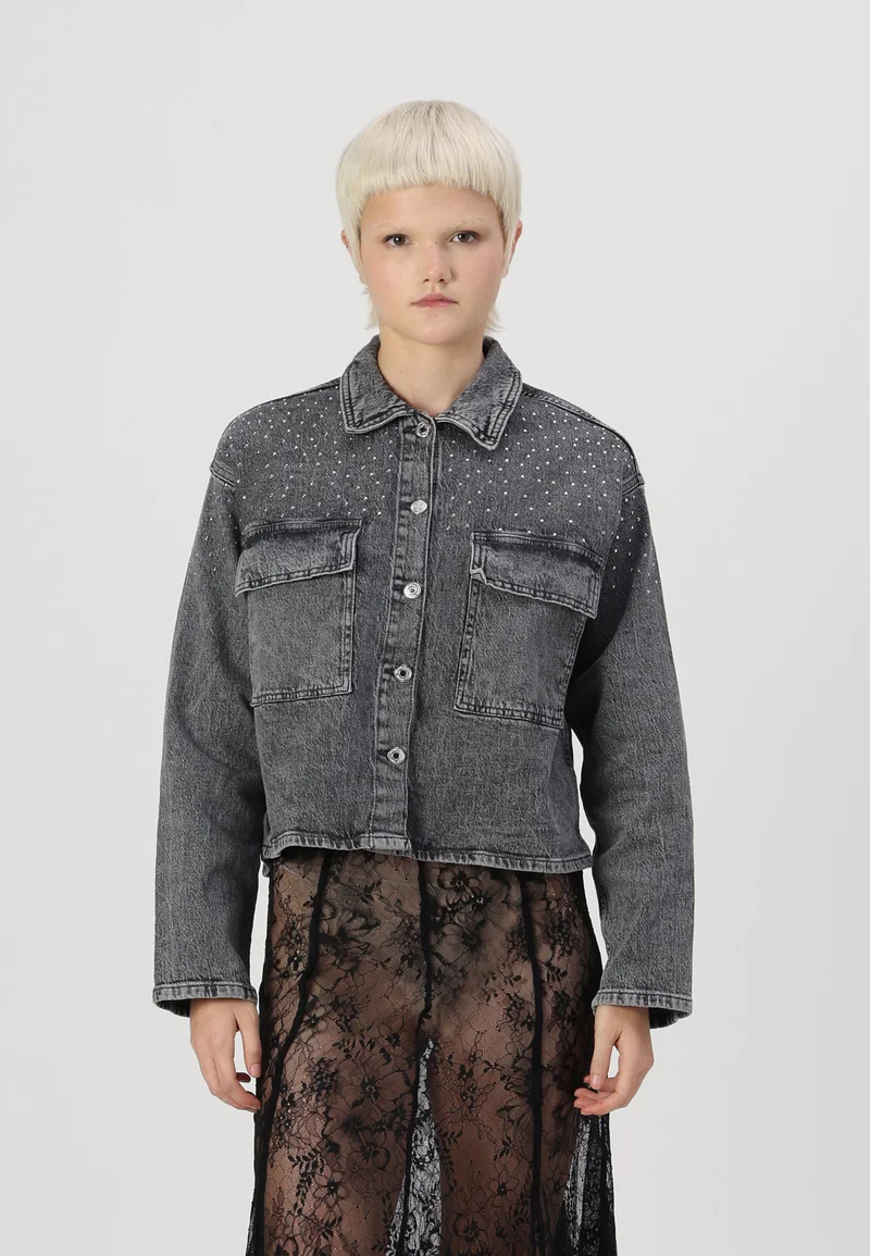 Various Colors Vero Moda VMELLAS STUDS SHIRT - Denim jacket light grey Clothing Jackets & Blazers Bomber Jackets