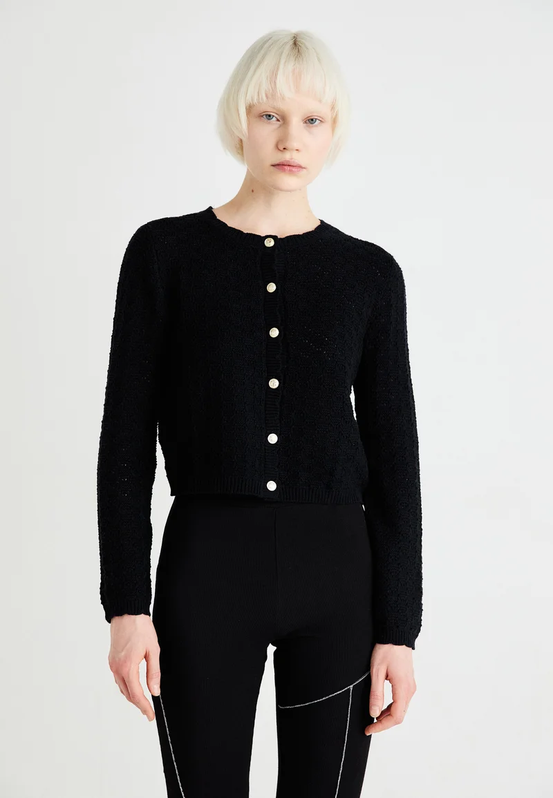 classic fashion trend Vero Moda VMJACKIE O NECK  - Cardigan black Clothing Knitwear & Cardigans Cardigans