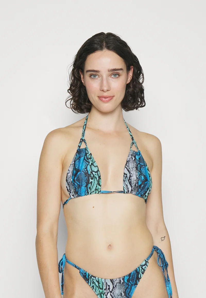 latest fashion-trends We Are We Wear MELISSA TRIANGLE - Bikini top multi-coloured Clothing Swimwear Beach accessories Bikini tops
