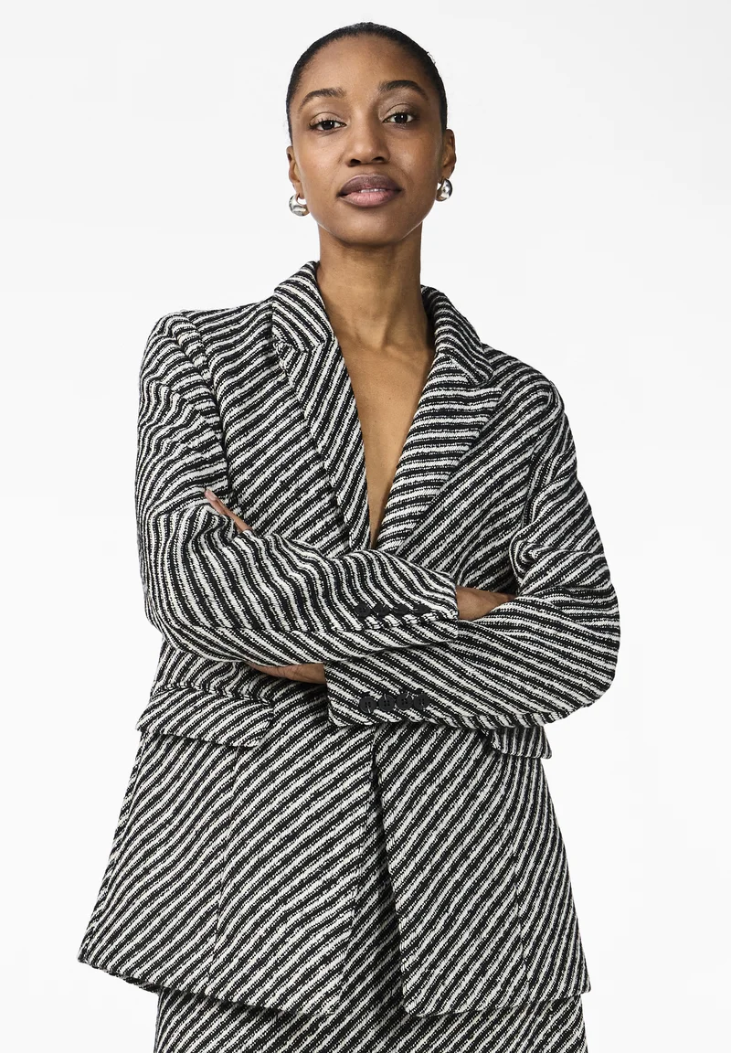 Available to buy online YAS YASPEPPY  - Blazer black/white Clothing Jackets & Blazers Bomber Jackets
